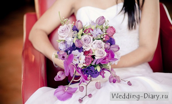 Яркий и красивый букет для невесты