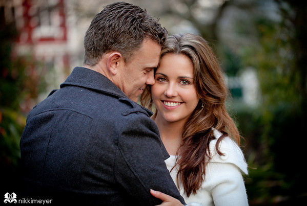 Очаровательная пара Съёмка перед свадьбой