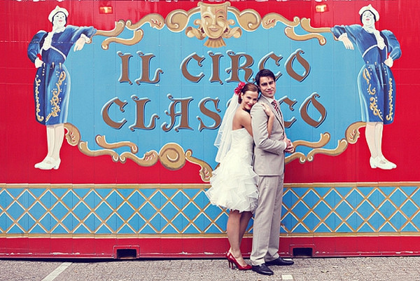 Свадебная прогулка в цирке Влюблённые в цирке