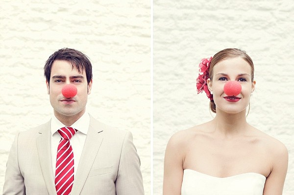 Молодожёны в образе клоунов Молодые а-ля клоуны цирка