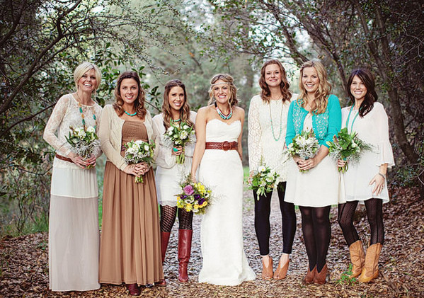 Стильная невеста с подружками Богемная свадьба