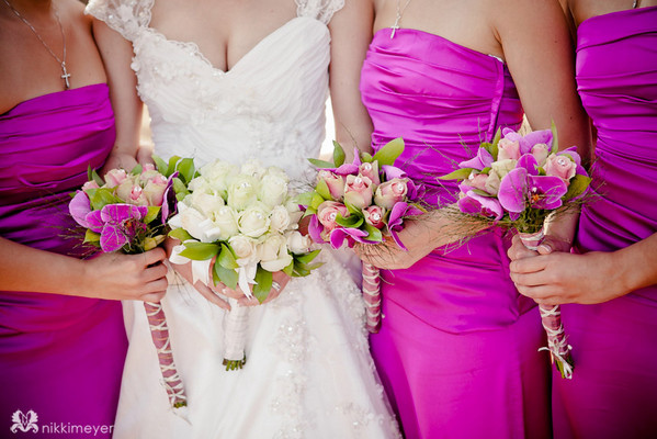 Бело-розовая цветовая палитра