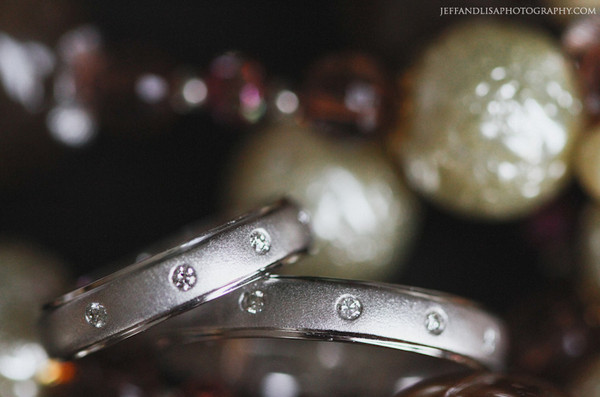 Обручальные кольца с бриллиантами Белое золото и бриллианты