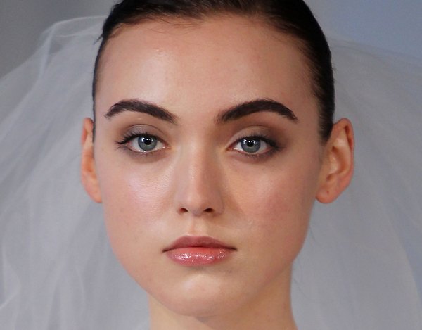 Легкий макияж для брюнеток фото