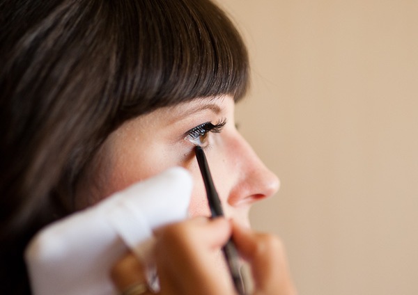 Макияж невесты-брюнетки акцент на глаза